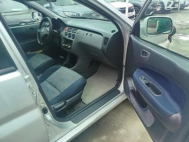 lexus e: Honda HR-V: 2001 г., 1.6 л, Автомат, Бензин, Кроссовер — 7