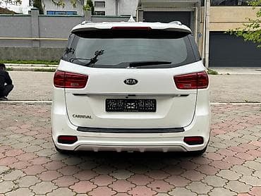 жд: Kia Carnival: 2020 г., 2.2 л, Автомат, Дизель, Минивэн — 10