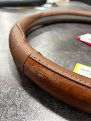 чихолы на авто: Чехол на руль — 1