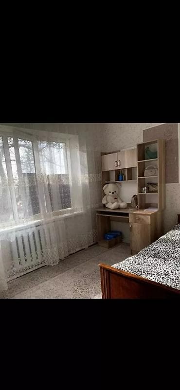 токмок кун чыгыш: 60 м², 3 бөлмө, Забор, тосулган — 4