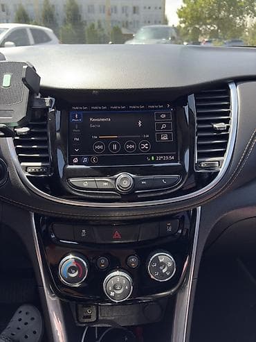 Chevrolet Trax: 2020 г., 1.4 л, Автомат, Бензин, Кроссовер — 9