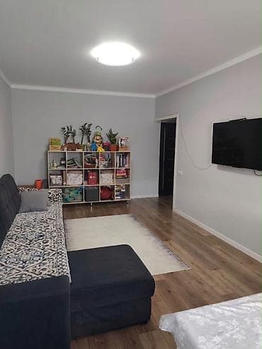 3 комнаты, 48 м², 8 мкр 105 серия, 9 этаж, Косметический ремонт — 1