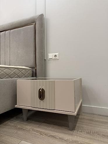 sofa bed: Спальный гарнитур в современном стиле в связи с переездом продаю — 5