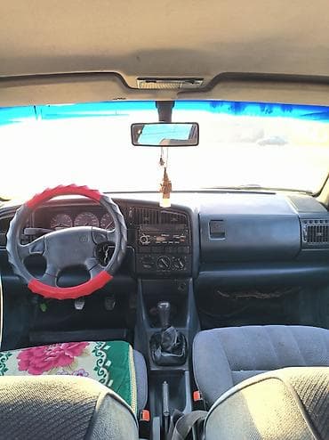 w124 2 3: Volkswagen Passat Variant: 1992 г., 1.8 л, Ручные, Бензин, Универсал — 7