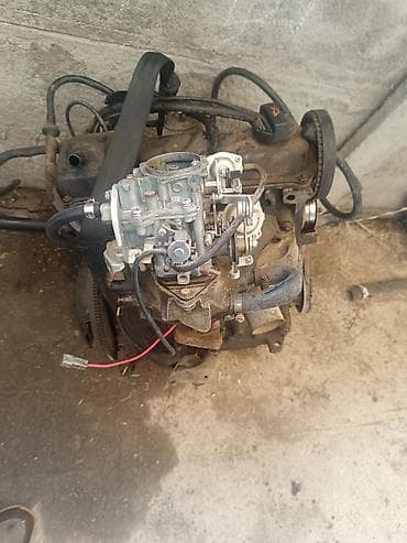 целина: Двигатель бензиновый карбюраторный (рядный 4-цилиндровый) Описание: - — 1