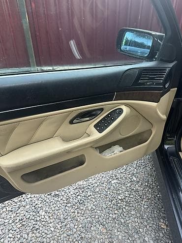 е34 кузов: BMW 5 series: 2002 г., 2.5 л, Бензин, Седан — 10