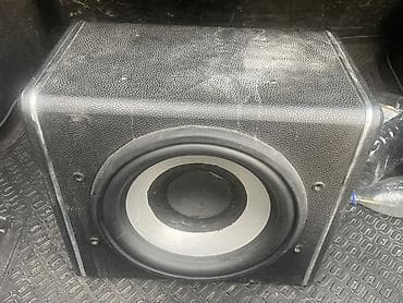 Тюнинг: Активный автомобильный сабвуфер в корпусе. Особенности: - Встроенный — 1