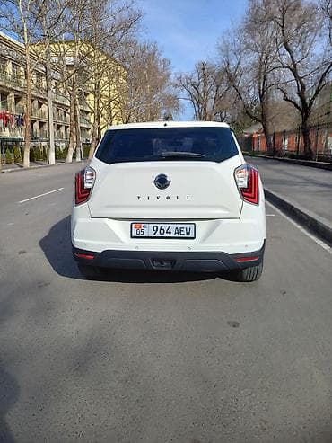 Транспорт: Ssangyong Tivoli: 2019 г., 1.6 л, Автомат, Бензин, Кроссовер — 4