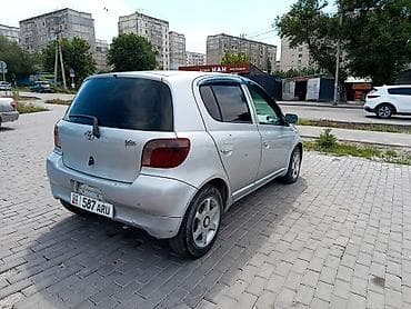 vitz: Toyota Vitz: 2000 г., 1 л, Автомат, Бензин, Хэтчбэк — 4