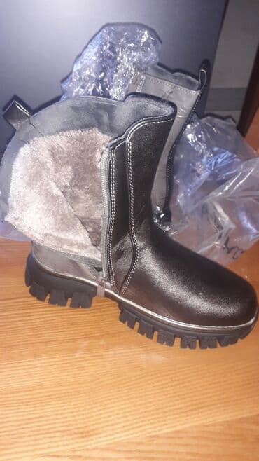 Мокасины и лоферы: Зим.сапоги для девочек.размер 32,цена договорная — 7