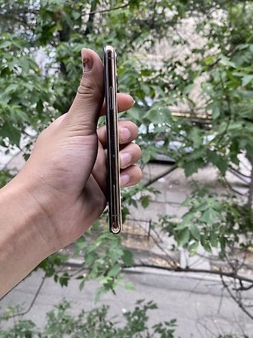 IPhone 11 Pro, Б/у, 64 ГБ, White Titanium, Чехол, 73 % — 4