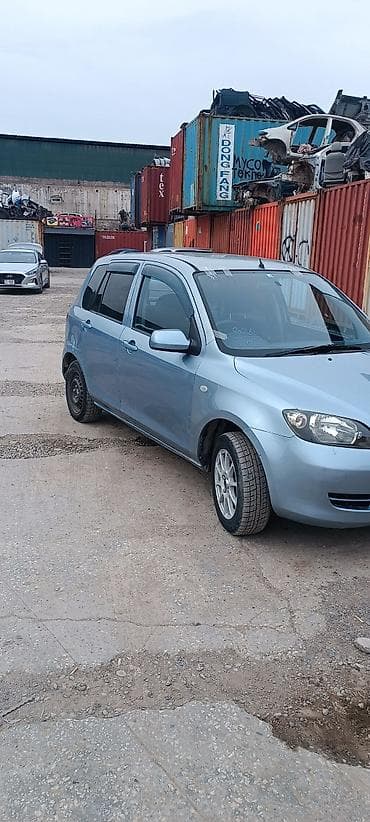 лобовое мазда демио: Mazda Demio: 2003 г., 1.3 л, Механика, Бензин, Хэтчбэк — 6