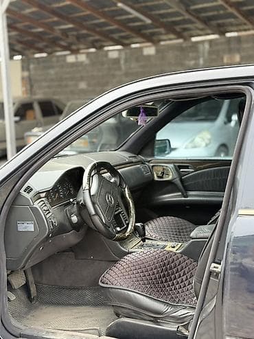 выбор номера о: Mercedes-Benz E-Class: 1997 г., 4.3 л, Автомат, Бензин, Седан — 3