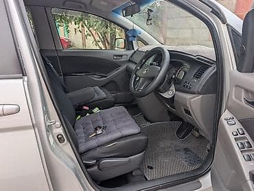 тоета исис: Toyota Isis: 2005 г., 1.8 л, Автомат, Бензин, Минивэн — 3
