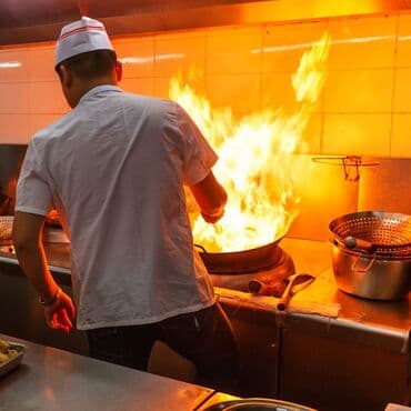 повар на день: Ищу работу повар
Китайка вок 
Стаж 5. 6 Лет
WhatsApp + — 2