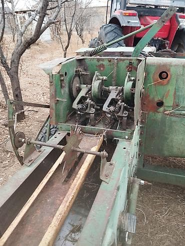 с куном: Пресс-подборщик тюковый John Deere 346 - Тип: прицепной тюковый — 1