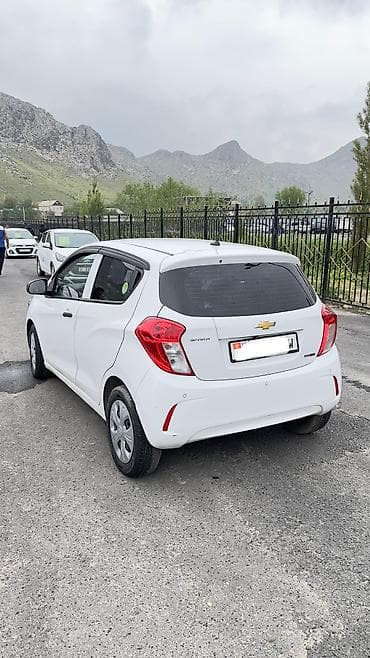 chevrolet kobalt: Chevrolet Spark: 2020 г., 1 л, Автомат, Бензин — 4