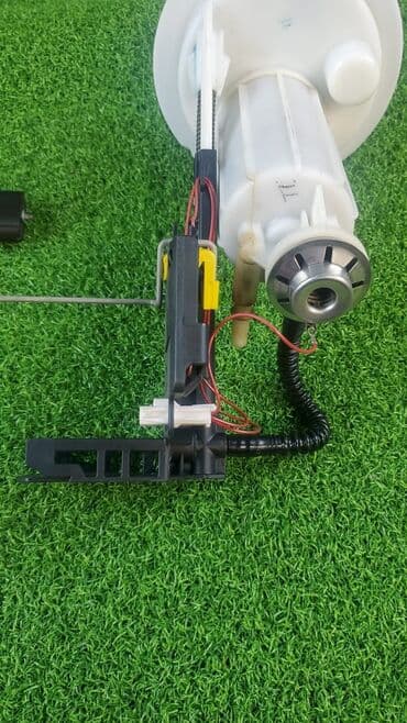 n52: Датчик топливный 6764—072BMW E60 N52B25. Модель: BMW E60 525i — 2