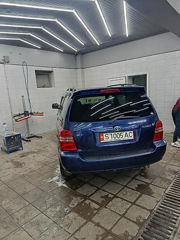 pathfinder r51: Toyota Kluger: 2001 г., Автомат, Бензин, Кроссовер — 2