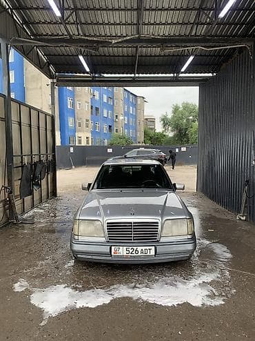 тесла модел с: Mercedes-Benz W124: 1994 г., 2.2 л, Механика, Бензин, Седан — 3