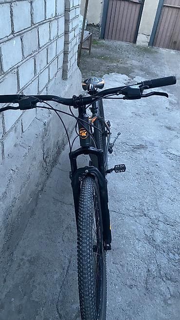 покрыш: Горный велосипед SK (бренд на раме) с колесами 29". Характеристики и — 5