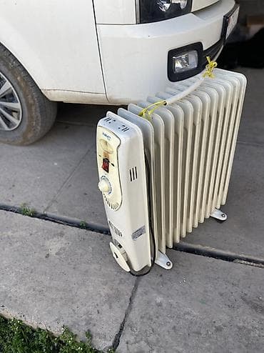 table fan: Масляный обогреватель Scarlett, Кол-во секций: 10 и более, Несколько режимов мощности — 1