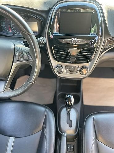 Продажа авто: Chevrolet Spark: 2019 г., 1 л, Автомат, Бензин, Хэтчбэк — 8