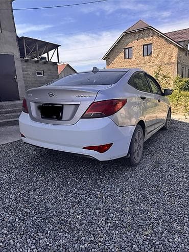 сокулук авто: Hyundai Solaris: 2015 г., 1.4 л, Автомат, Бензин, Хетчбек — 2