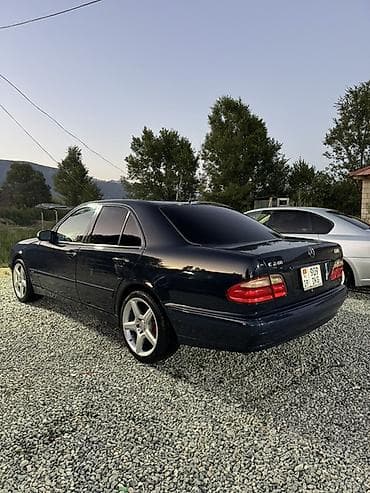 ручка кпп с 4: Mercedes-Benz E-Class: 1999 г., 2.4 л, Механика, Бензин, Седан — 2