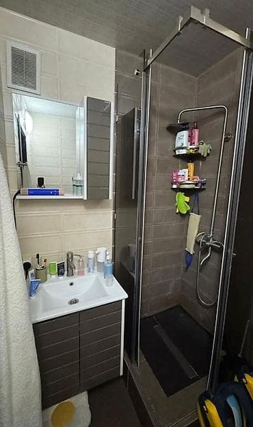 Недвижимость: 3 комнаты, 58 м², 104 серия, 1 этаж, Косметический ремонт — 2