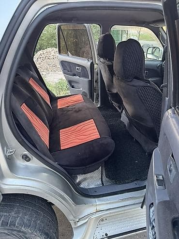 Унаа: Toyota Hilux Surf: 2000 г., 2.7 л, Жол тандабас — 7