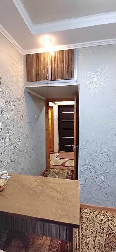 12 микрорайон: 2 комнаты, 50 м², 105 серия, 5 этаж, Дизайнерский ремонт — 9
