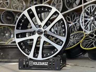 rays volk: Литые Диски R 17 Комплект, отверстий - 4, Новый — 1