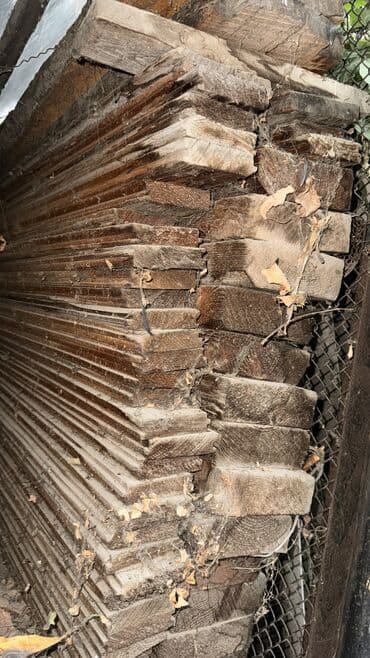 садовые столы и стулья: Сатылат (продаются): Отун Брусчатка - 20 кв/м болжол Бузук стиралка — 20