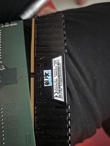 Комплектующие для ПК: Оперативная память DDR4 — два модуля 1) Corsair Vengeance LPX - — 1