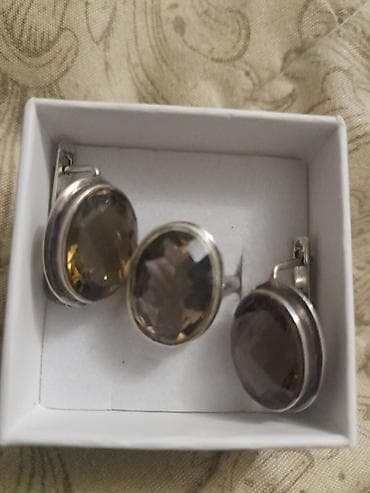 Серьги: Продаю комплект из серебра 925 пробы с камнями Раух топаз,огранка — 3