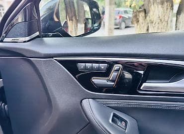 Infiniti : 2019 г., 2 л, Автомат, Бензин, Хэтчбэк — 9