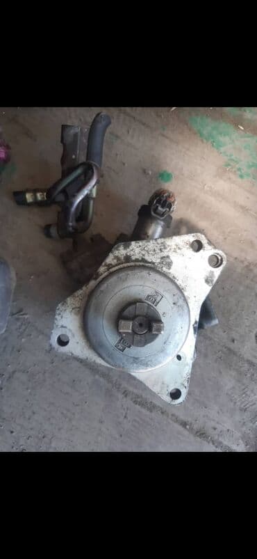 стагея: ТНВД Топлевный насос высокого давления Ниссан Глория Ниссан — 1