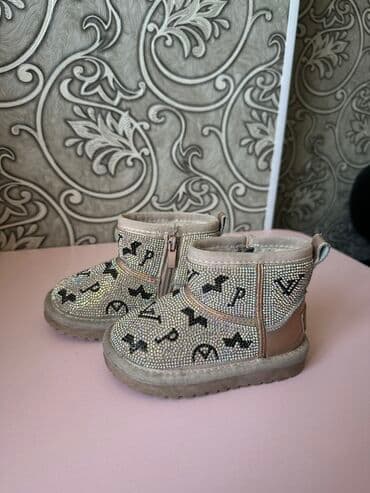 детская ортопедическая обувь: Детская обувь (несколько пар) 1) Черные ботинки на толстой рифлёной — 3