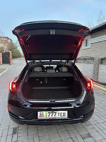 will cypha: Zeekr 001: | 2023 г. Седан — 10