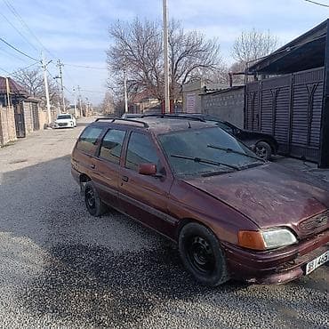 Ford Escort: 1993 г., 1.8 л, Кол менен иштөөчү, Бензин, Универсал — 3