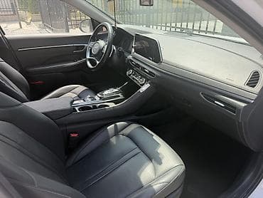 Продажа авто: Hyundai Sonata: 2021 г., Автомат, Газ, Лифтбек — 4
