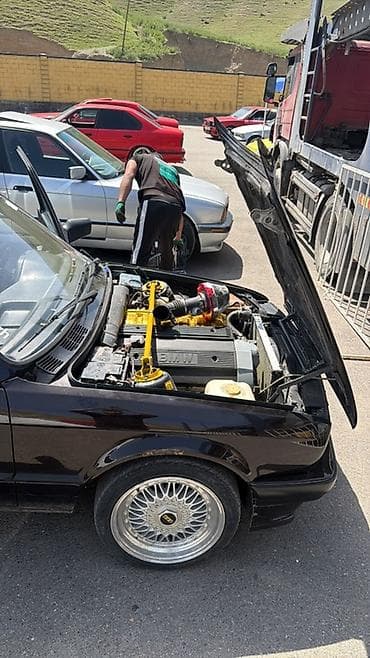 mini cuper: BMW 3 series: 1991 г., Седан — 2