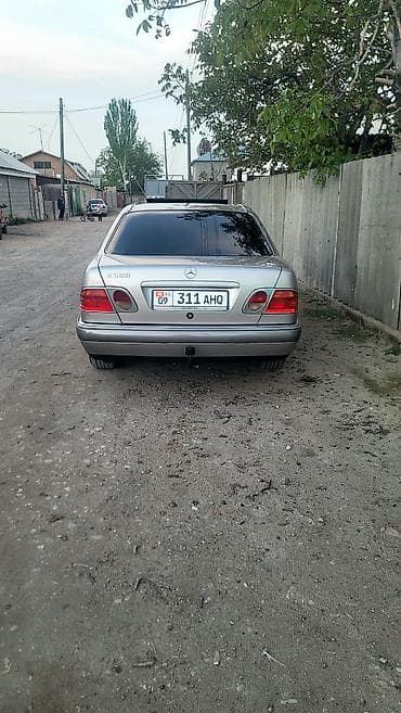 сиденья салон на мерседес 124: Mercedes-Benz E-Class: 1996 г., 2.3 л, Механика, Бензин, Седан — 6