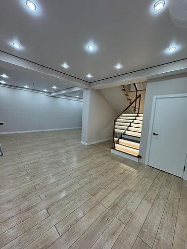 учас: Кеңселерди сатуу 290 м², Ремонту бар, Эмереги менен, Жеке үй, 1 кабат — 3