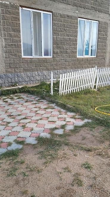 село саз: - Планировка: 2 этаж, отдельный вход через металлическую дверь — 2