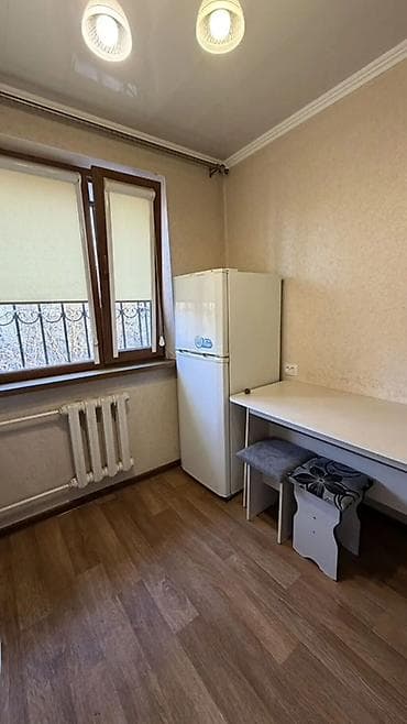 Батирлер: 2 бөлмө, 45 м², 104-серия, 3 кабат — 8