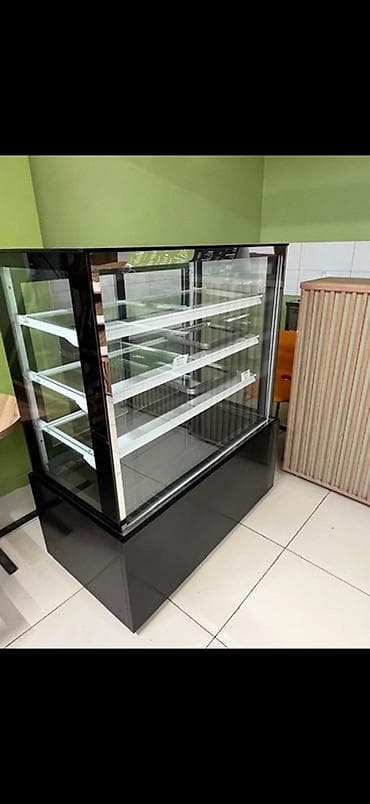 тепловые витрины: ПРОДАЕТСЯ оборудование для пекарни/кондитерской Комплект витрин и — 2