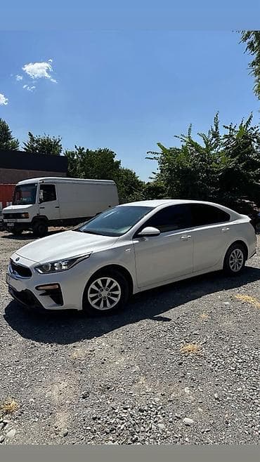 губа к5: Kia K3: 2020 г., 1.6 л, Бензин, Седан — 2