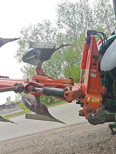 плуг переветыш: Плуг оборотный Kuhn Vari-Master 180 - Навесной, для тракторов с — 2